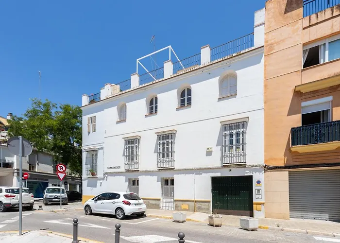 Genteel Home Campamento Sevilla